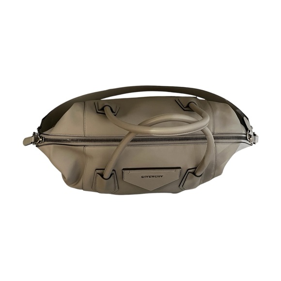 Givenchy Medium Antigona Soft Calfskin Zip Top Tote Bag - Picture 8 of 12